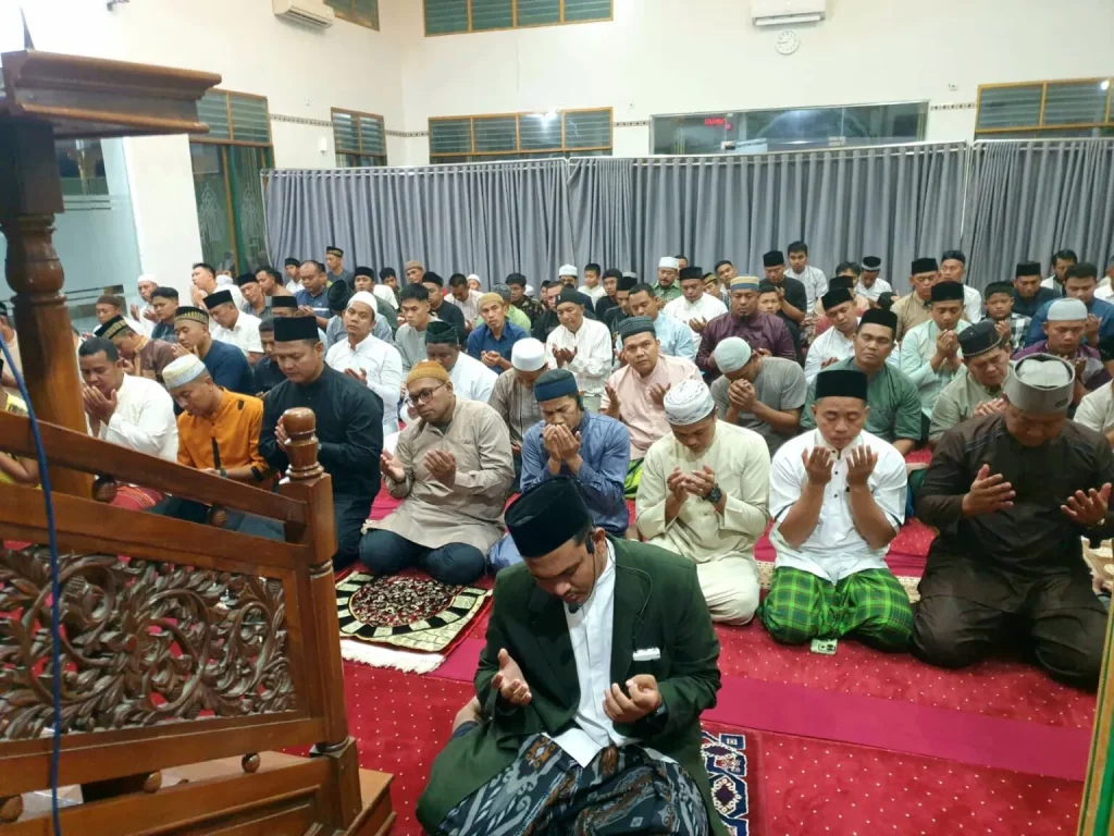 1000755943-1536x1152