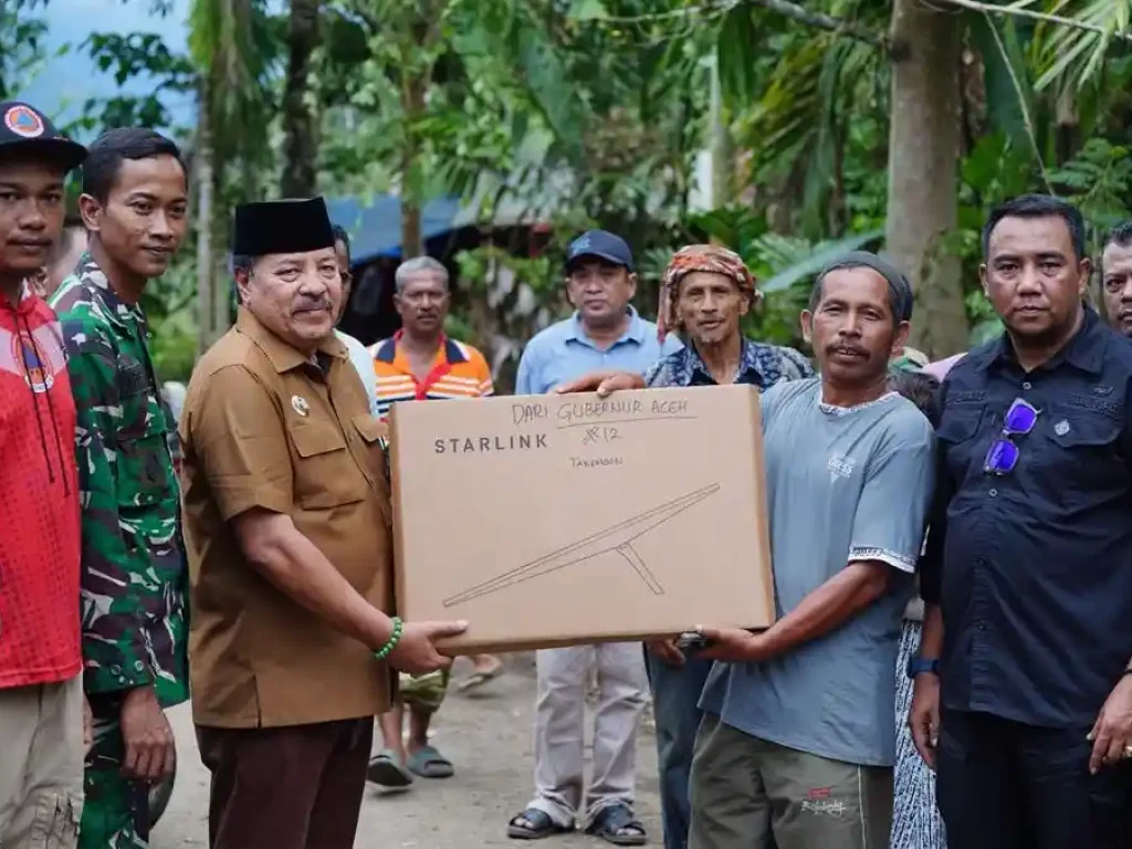 serahkan-bantuan-06122025